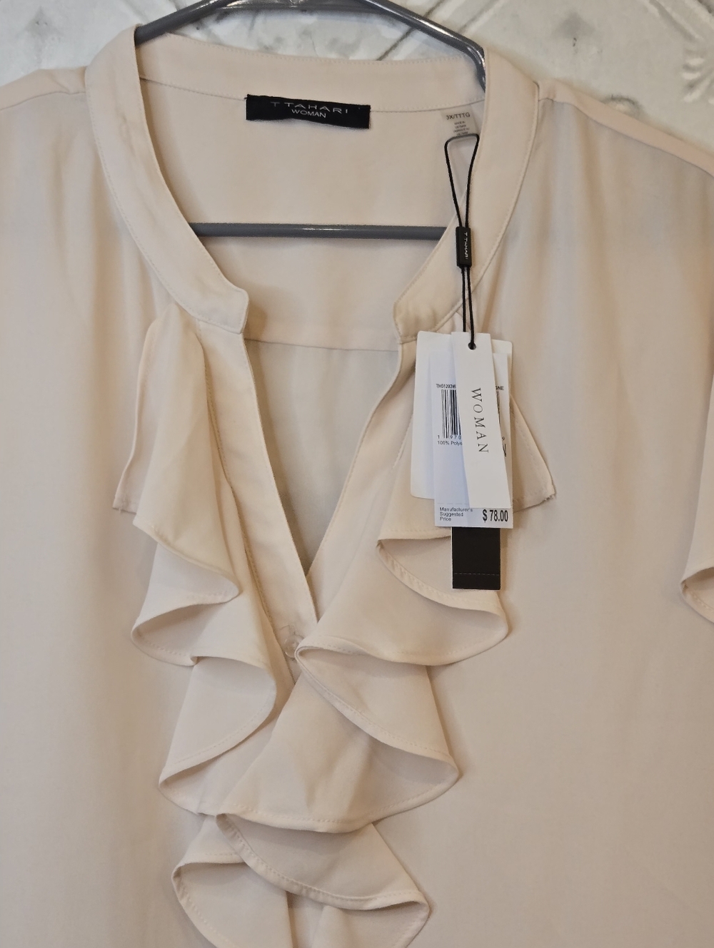 T Tahari Women's Ruffled V-Neck Button Front Top - Cream Plus Size 3X Romantic - Picture 3 of 10